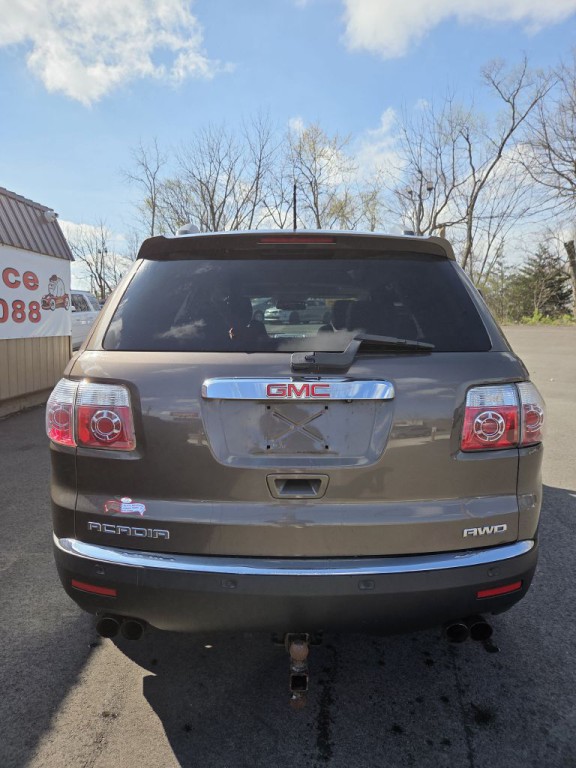 2011 GMC Acadia Image 7