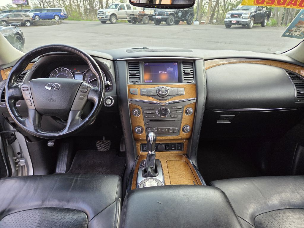 2012 INFINITI QX56 Image 22