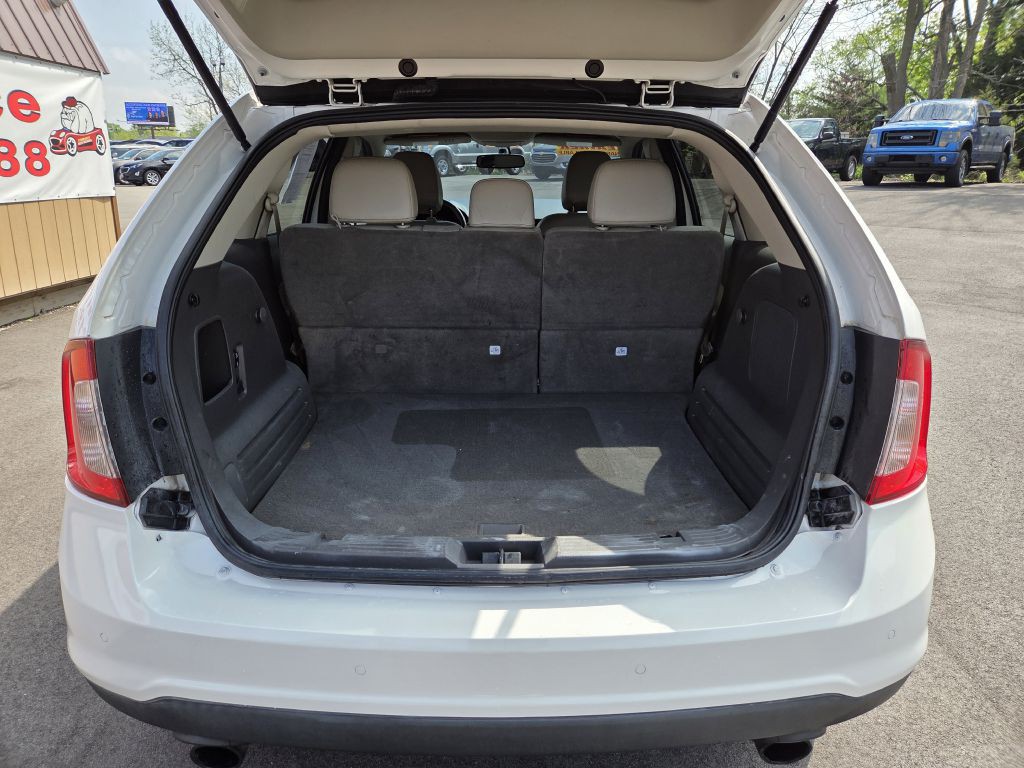 2013 Ford Edge Image 8