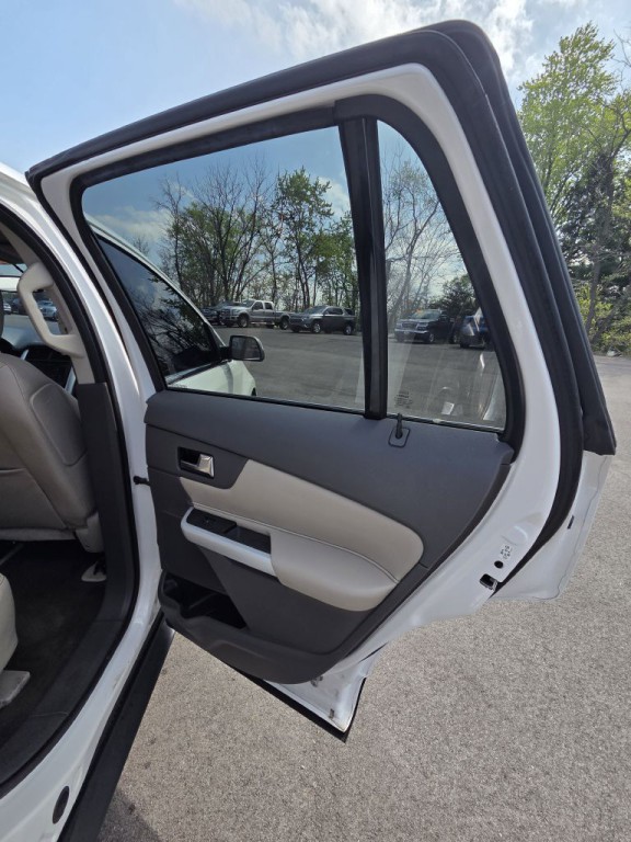 2013 Ford Edge Image 11