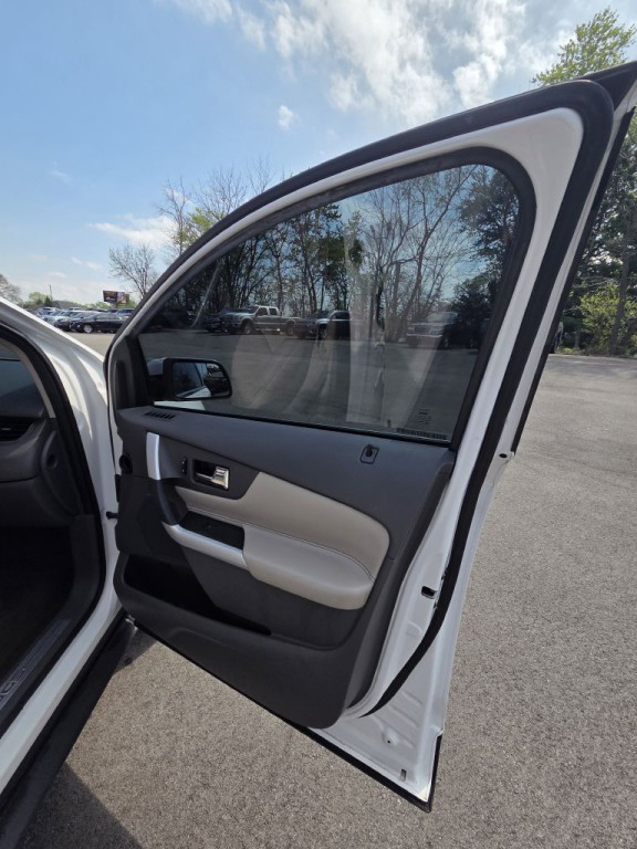 2013 Ford Edge Image 12