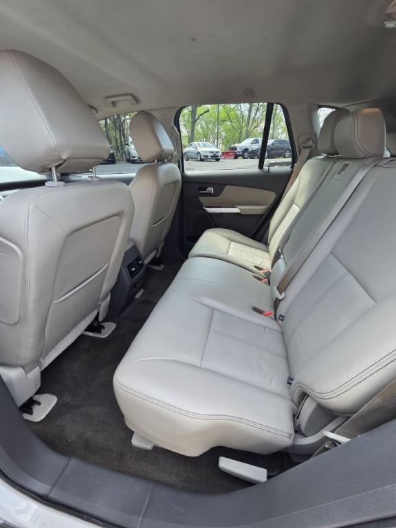 2013 Ford Edge Image 17