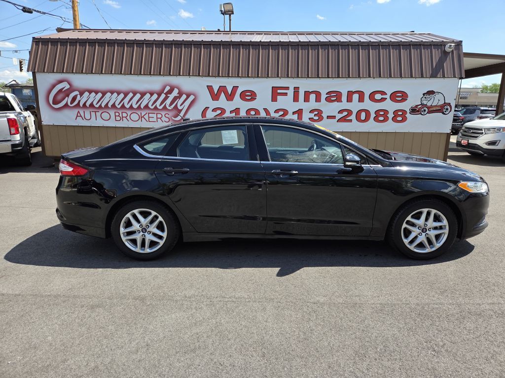 2016 Ford Fusion Image 2