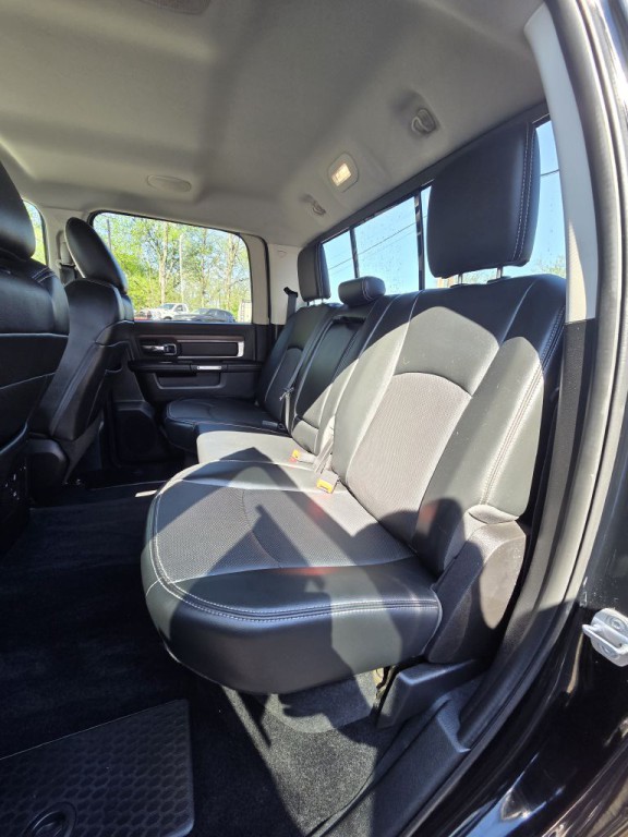 2013 RAM 1500 Image 18