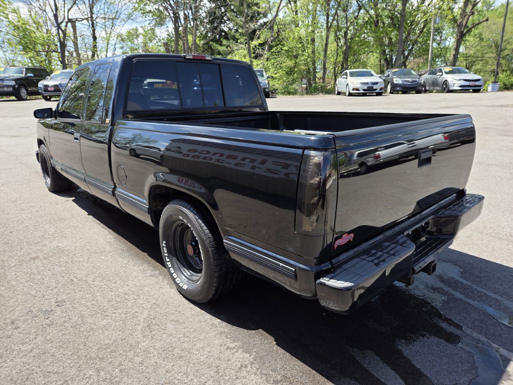 1994 Chevrolet C/K Image 5