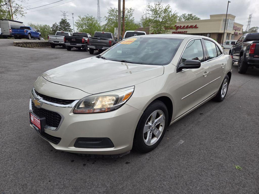 2015 Chevrolet Malibu Image 4
