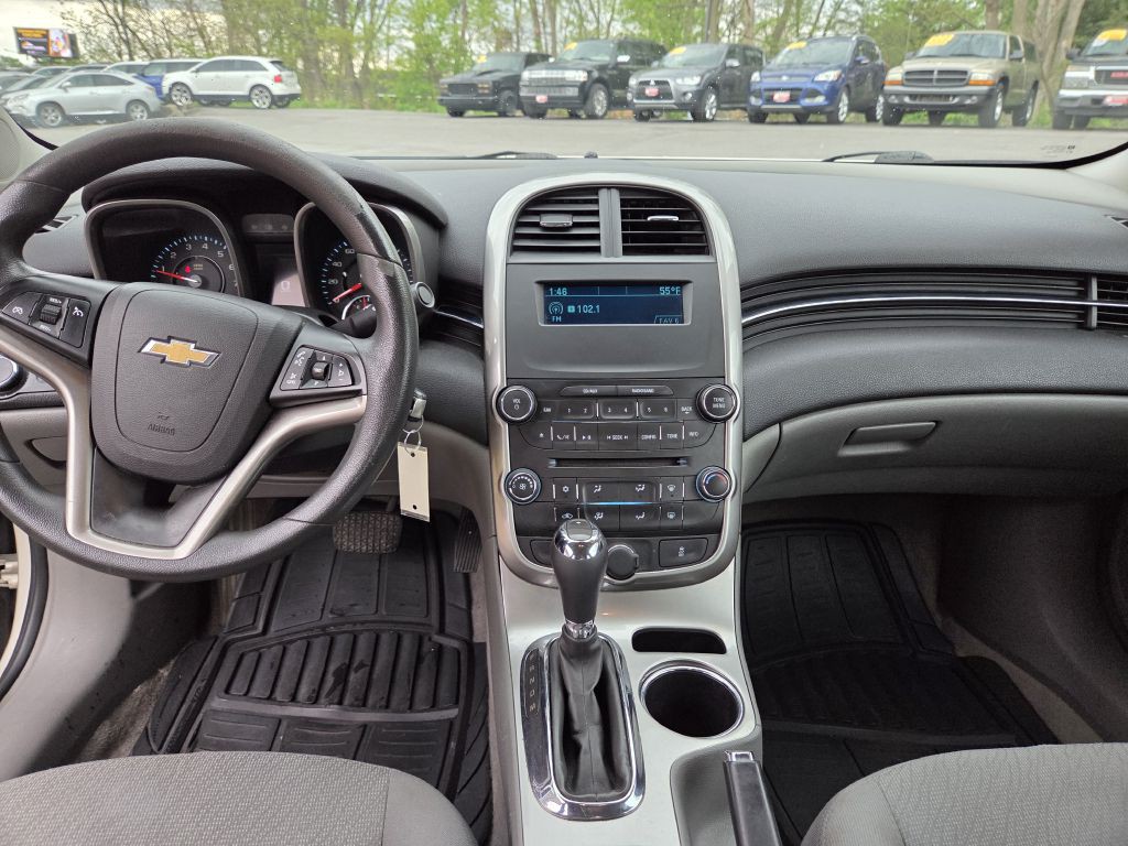 2015 Chevrolet Malibu Image 20