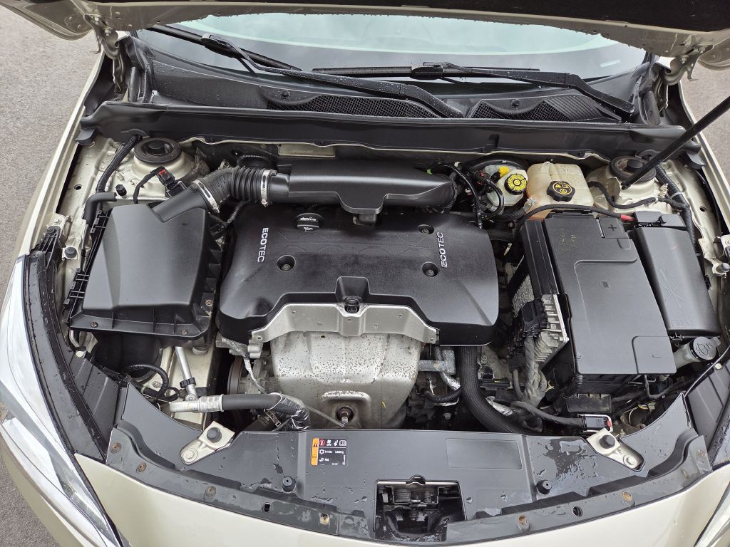 2015 Chevrolet Malibu Image 24