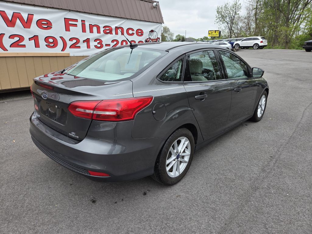 2015 Ford Focus Image 5