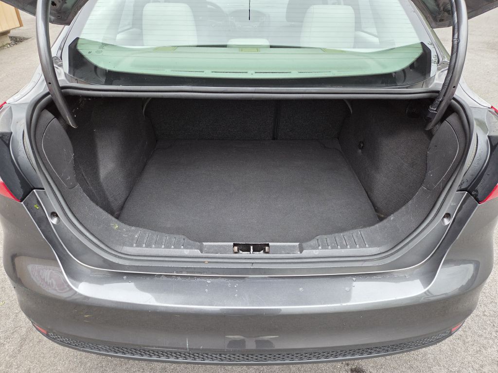 2015 Ford Focus Image 7