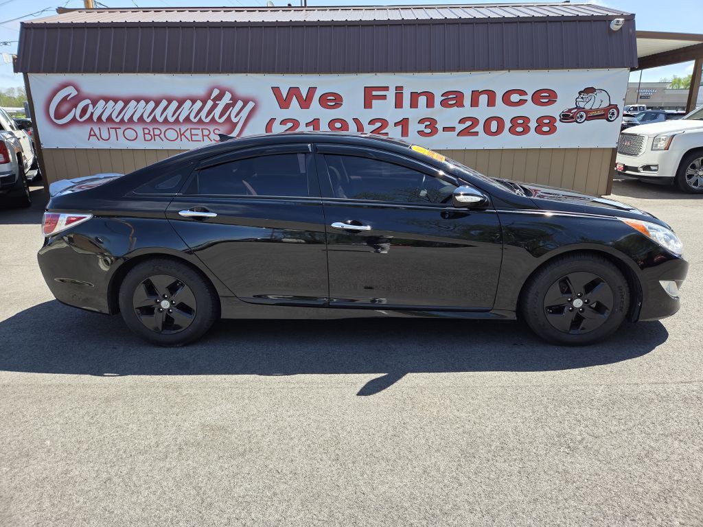 2012 Hyundai Sonata Image 2