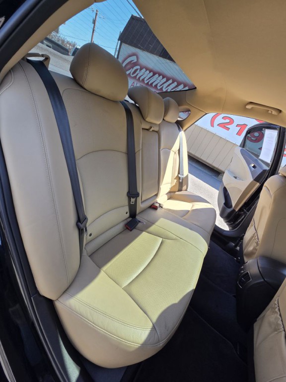 2012 Hyundai Sonata Image 16