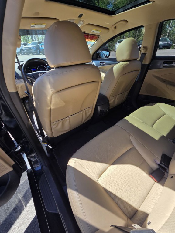 2012 Hyundai Sonata Image 17