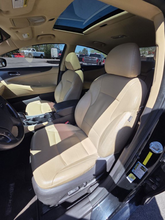 2012 Hyundai Sonata Image 21
