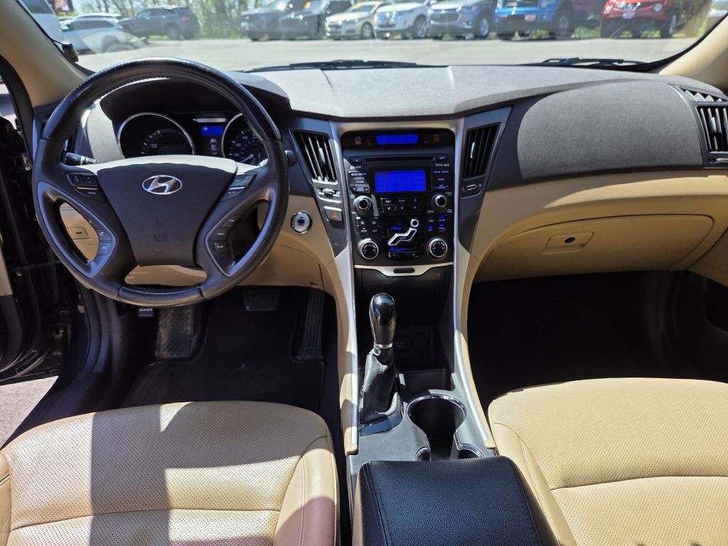 2012 Hyundai Sonata Image 23