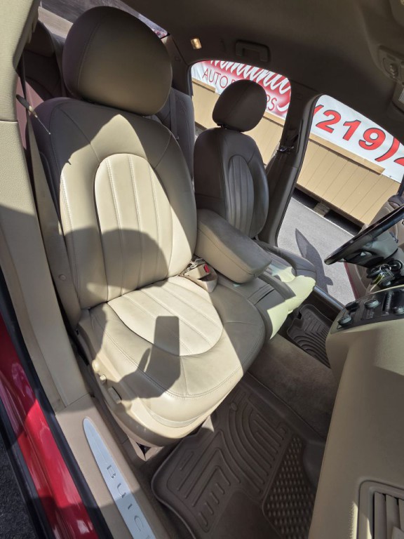 2011 Buick Lucerne Image 14