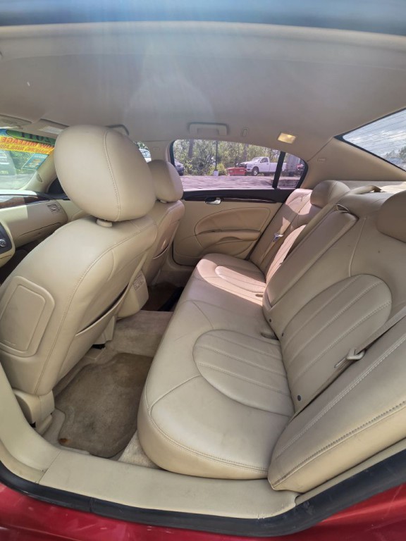 2011 Buick Lucerne Image 18