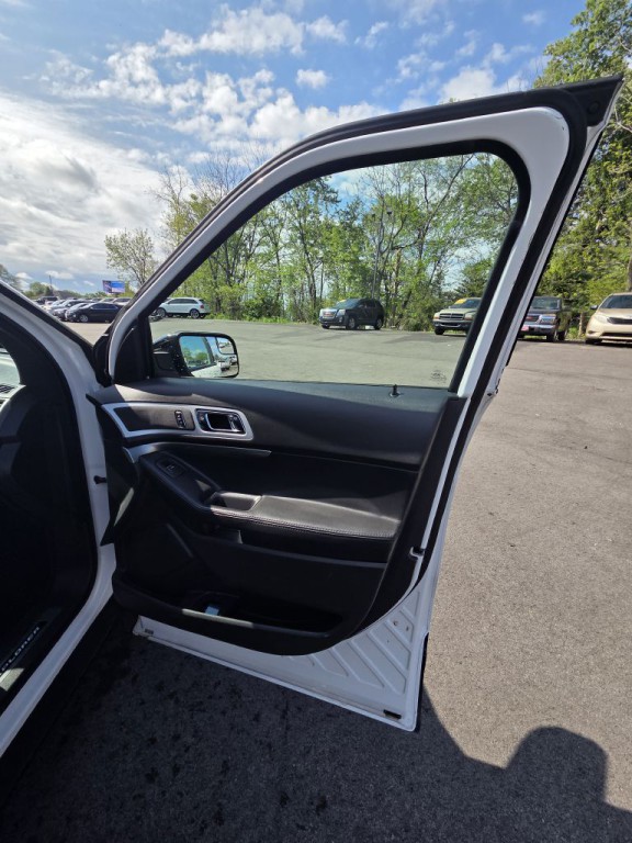 2014 Ford Explorer Image 12