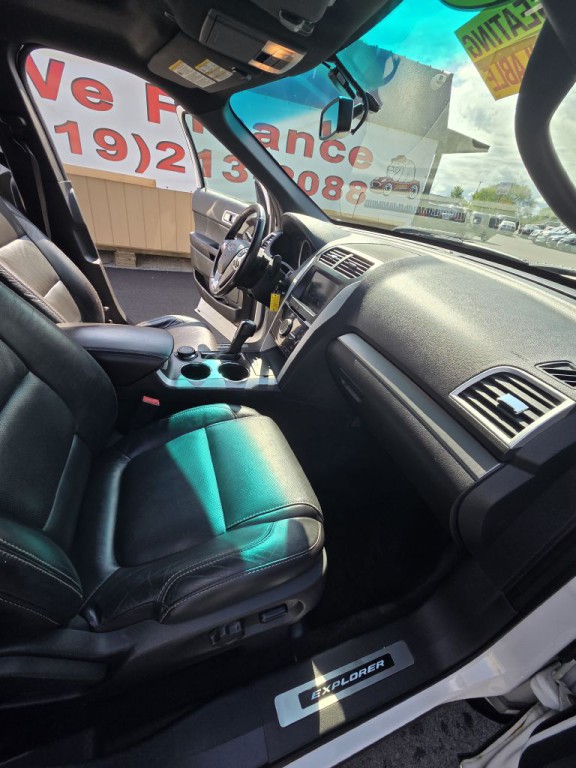 2014 Ford Explorer Image 13