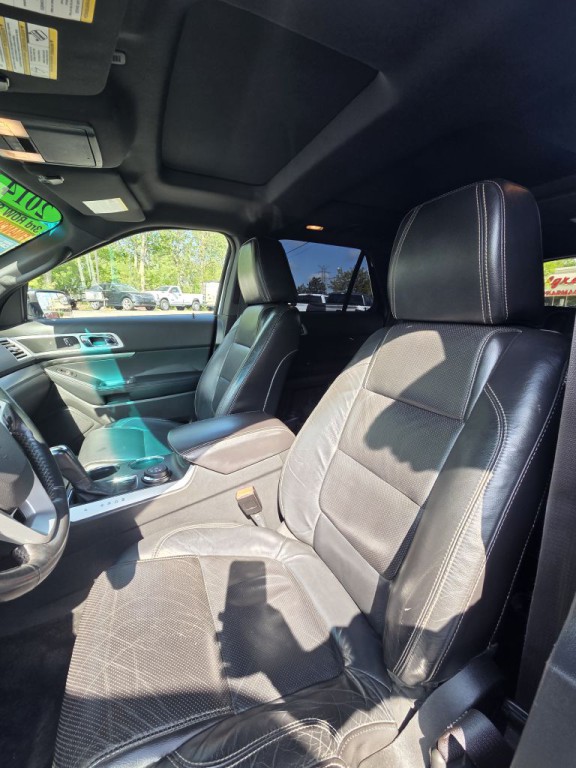 2014 Ford Explorer Image 25