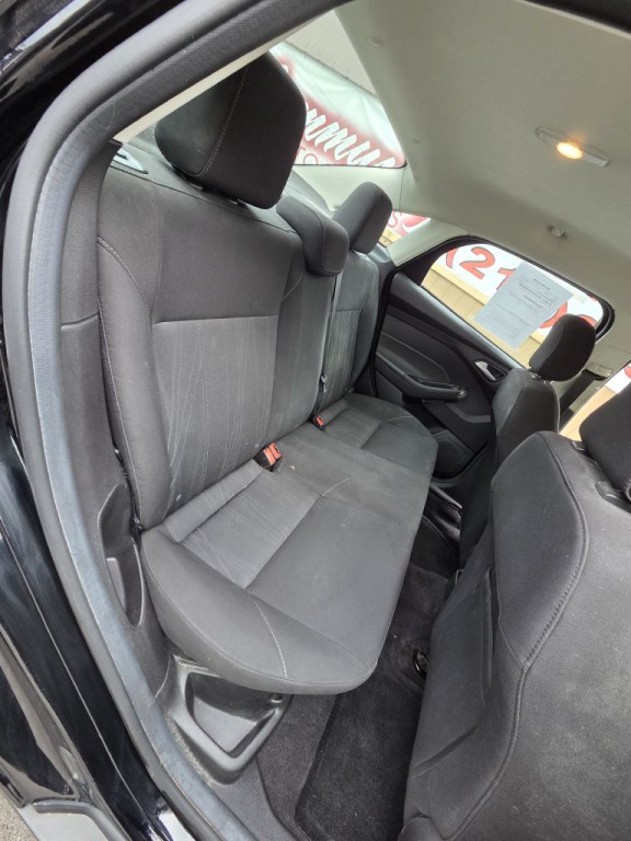 2018 Ford Focus Image 17