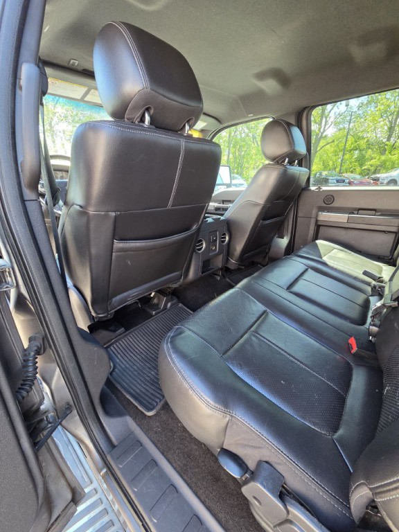2012 Ford F-250 Image 11