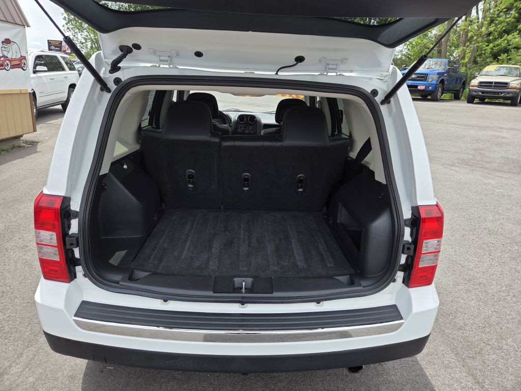2017 Jeep Patriot Image 8