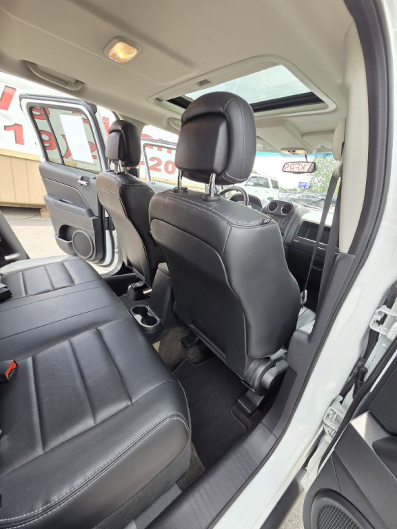 2017 Jeep Patriot Image 15