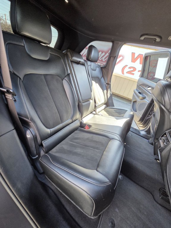 2023 Jeep Grand Cherokee Image 16