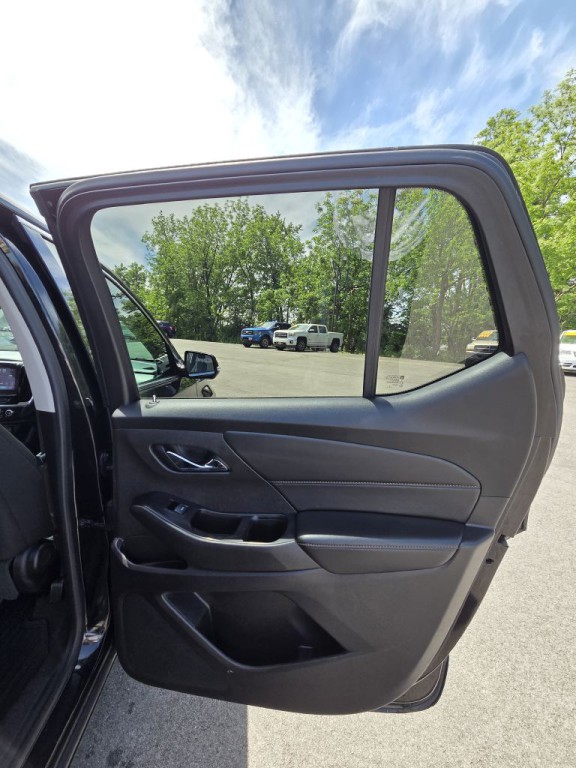2019 Chevrolet Traverse Image 12