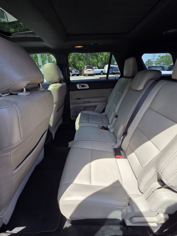 2015 Ford Explorer Image 20