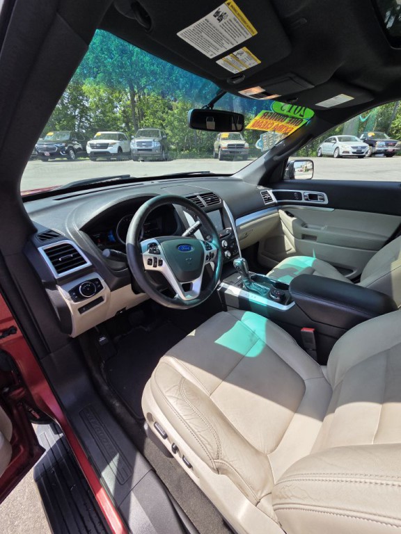 2015 Ford Explorer Image 25