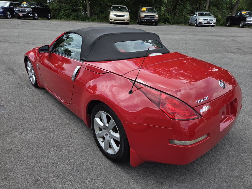 2004 Nissan 350Z Image 5