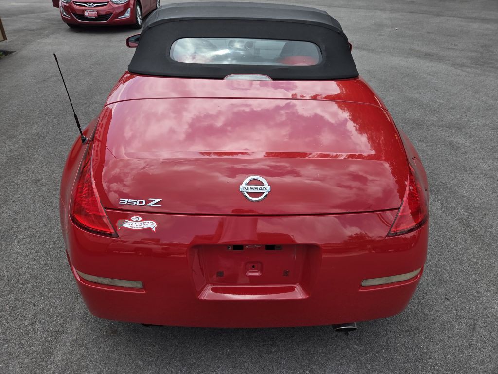 2004 Nissan 350Z Image 7