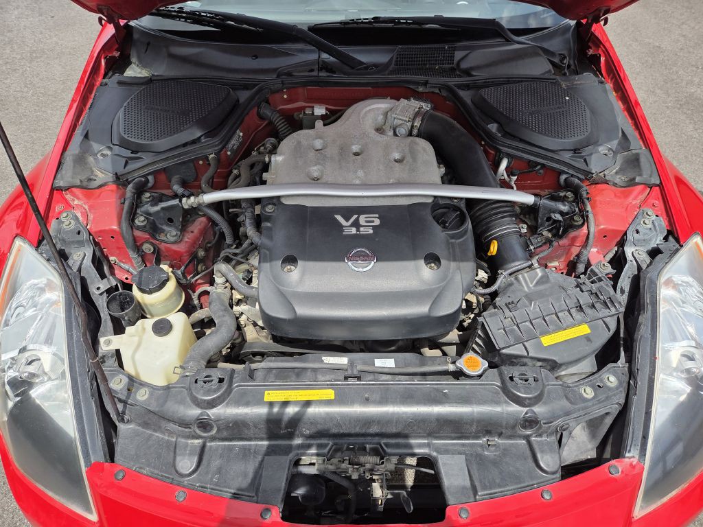 2004 Nissan 350Z Image 21