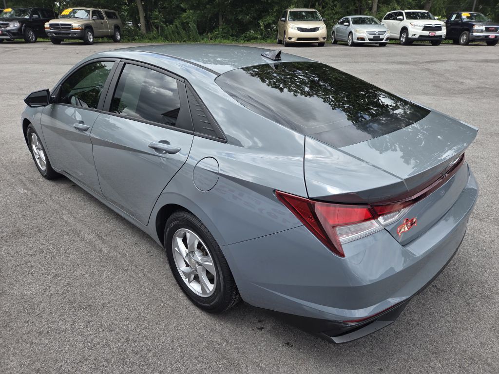 2021 Hyundai Elantra Image 5