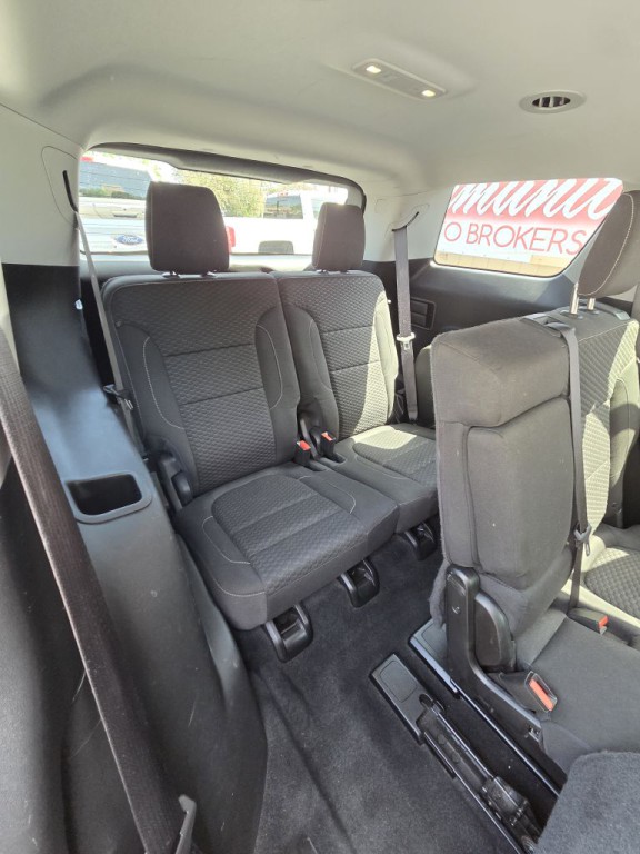 2018 GMC Acadia Image 17