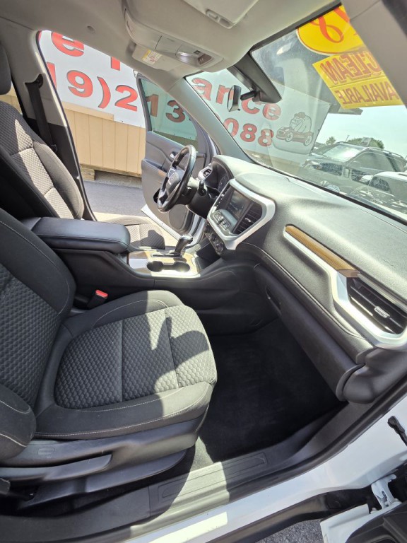 2018 GMC Acadia Image 19