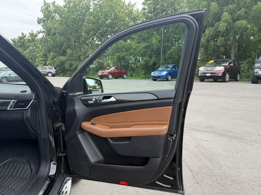 2018 Mercedes-Benz GLS-Class Image 19