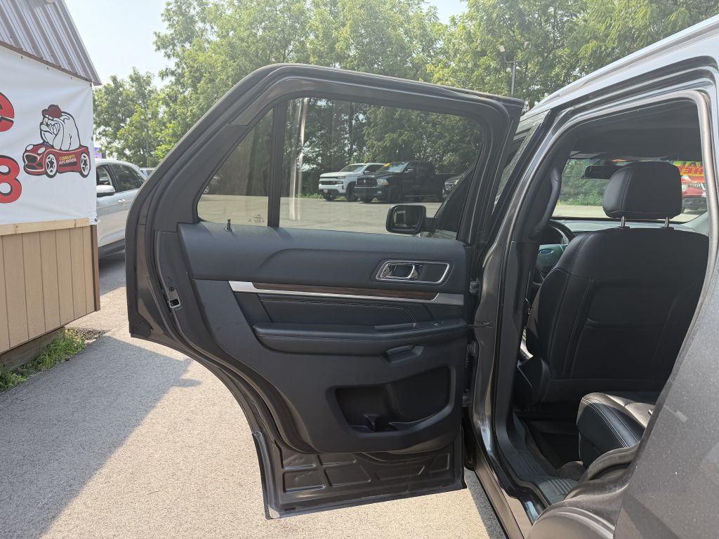 2016 Ford Explorer Image 14