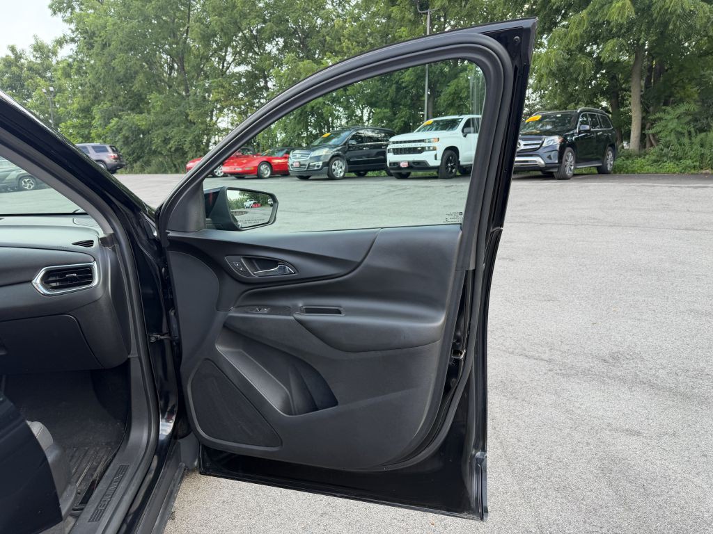 2018 Chevrolet Equinox Image 17