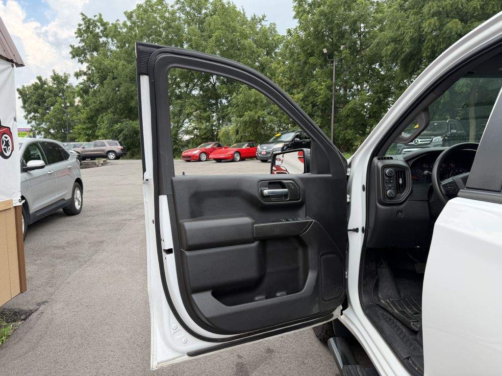 2021 Chevrolet Silverado 1500 Image 9