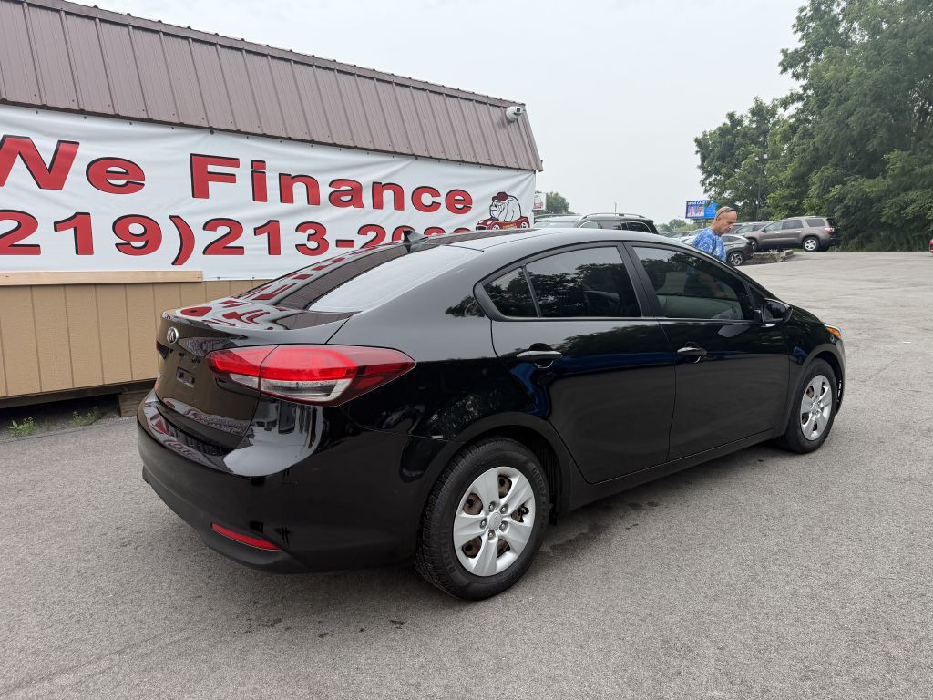2017 Kia Forte Image 7