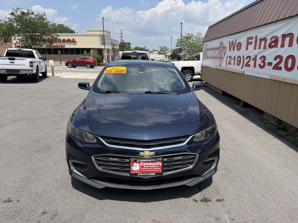 2017 Chevrolet Malibu Image 3