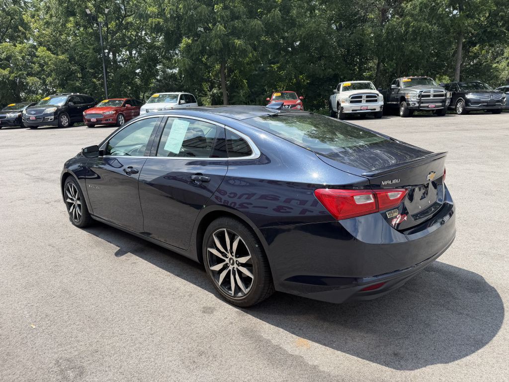 2017 Chevrolet Malibu Image 5