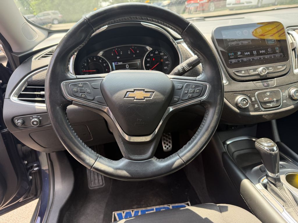 2017 Chevrolet Malibu Image 13