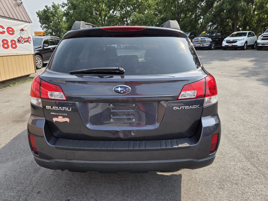 2011 Subaru Outback Image 6
