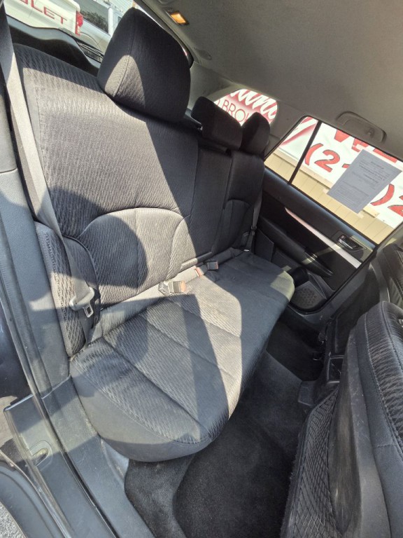 2011 Subaru Outback Image 15
