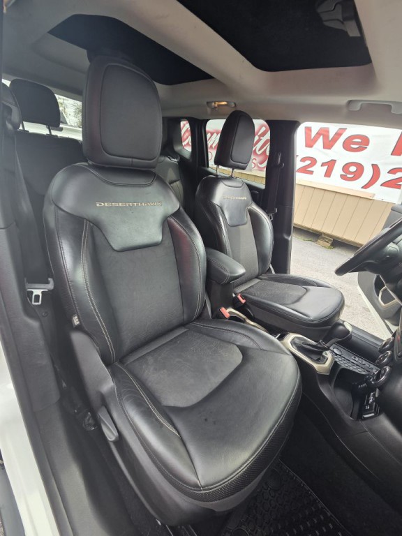 2017 Jeep Renegade Image 21