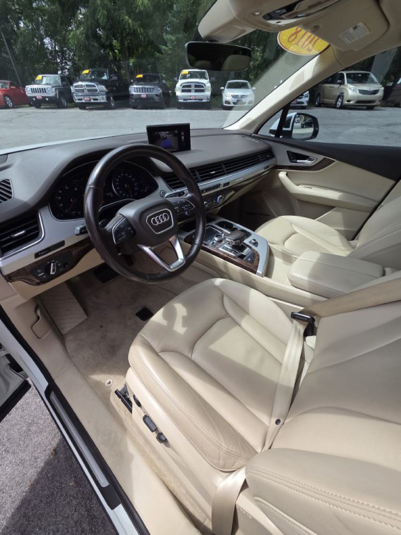 2018 Audi Q7 Image 10